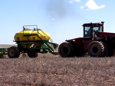 Ag Retailers Applaud EPA Action on DEF Systems